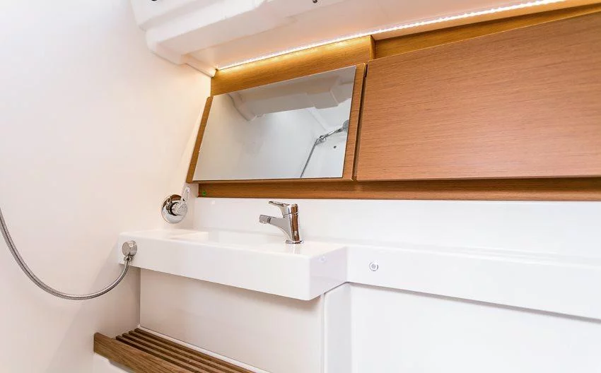 Sun Odyssey 490 (Aurora)  - 8