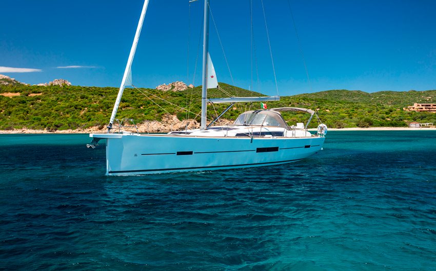 Photo #2 - Dufour 520 Grand Large (Zoe) in Portisco - 12081