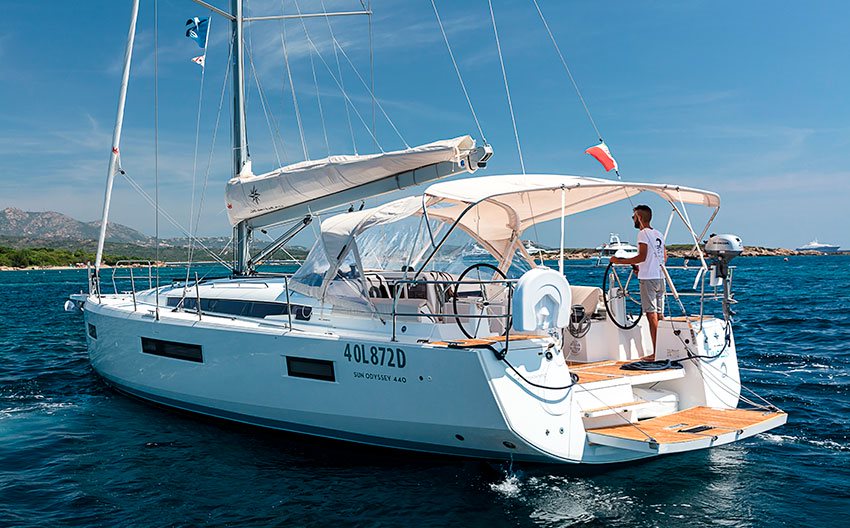 Photo #12 - Sun Odyssey 440 (Marilyn) en Portisco - 8007