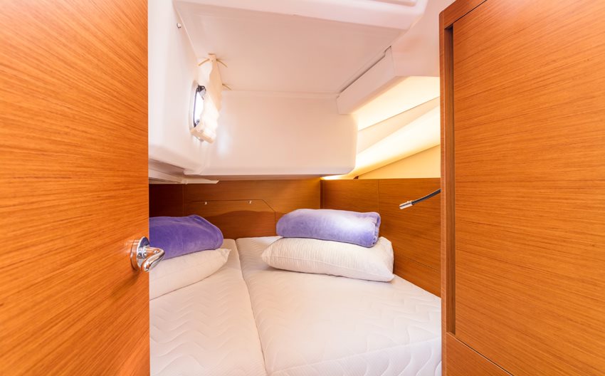Photo #7 - Sun Odyssey 440 (Marilyn) en Portisco - 8007