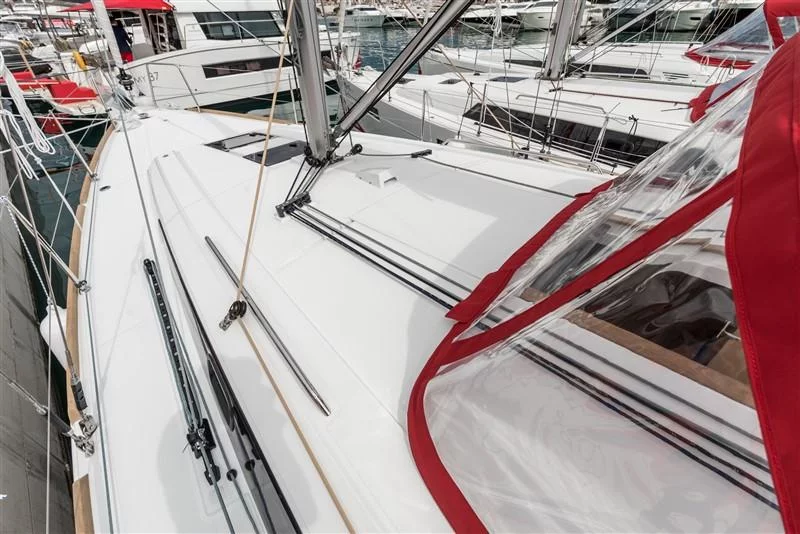 Oceanis 38.1 (MAJANO)  - 1