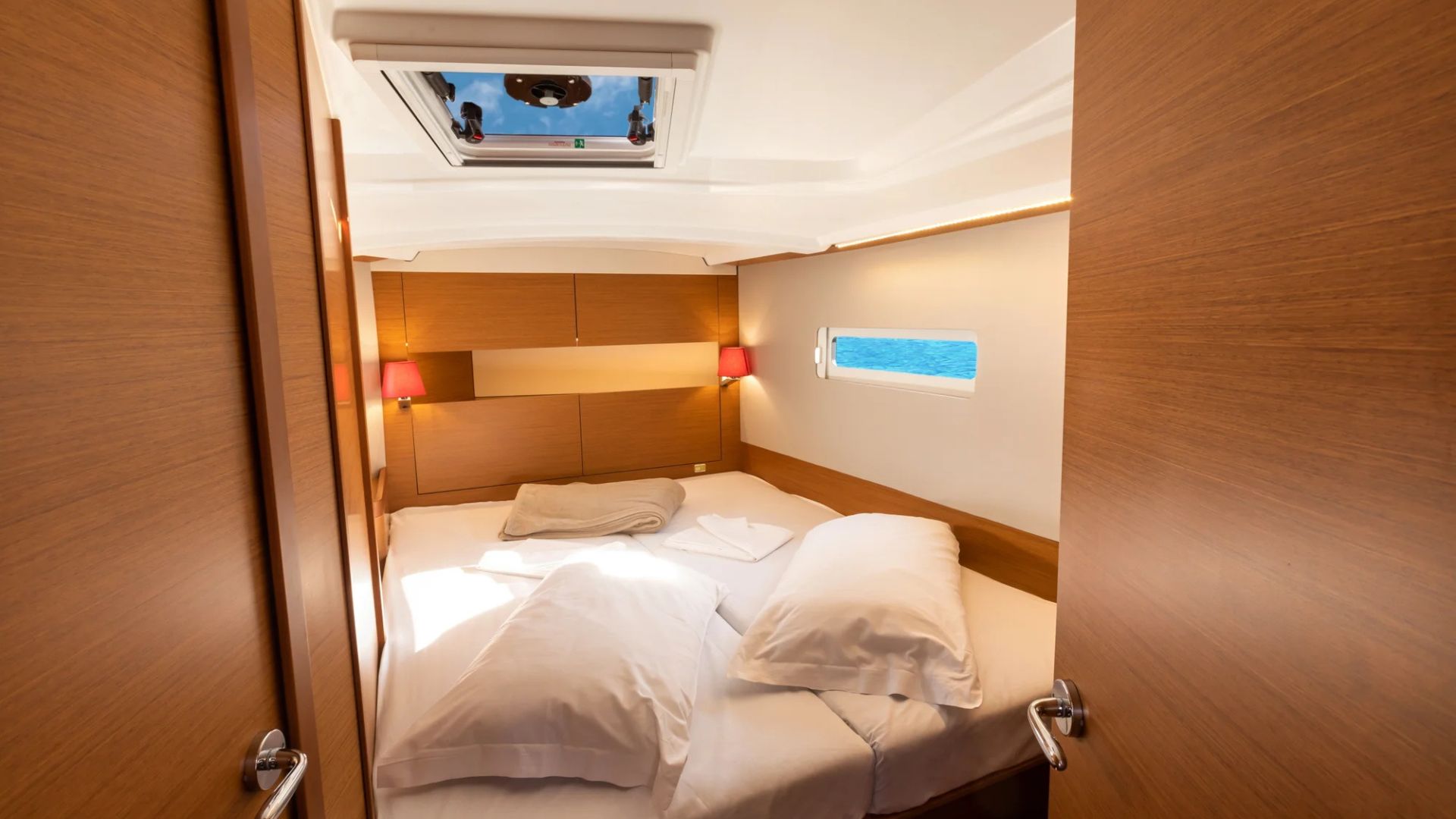 Sun Odyssey 410 — photo 5