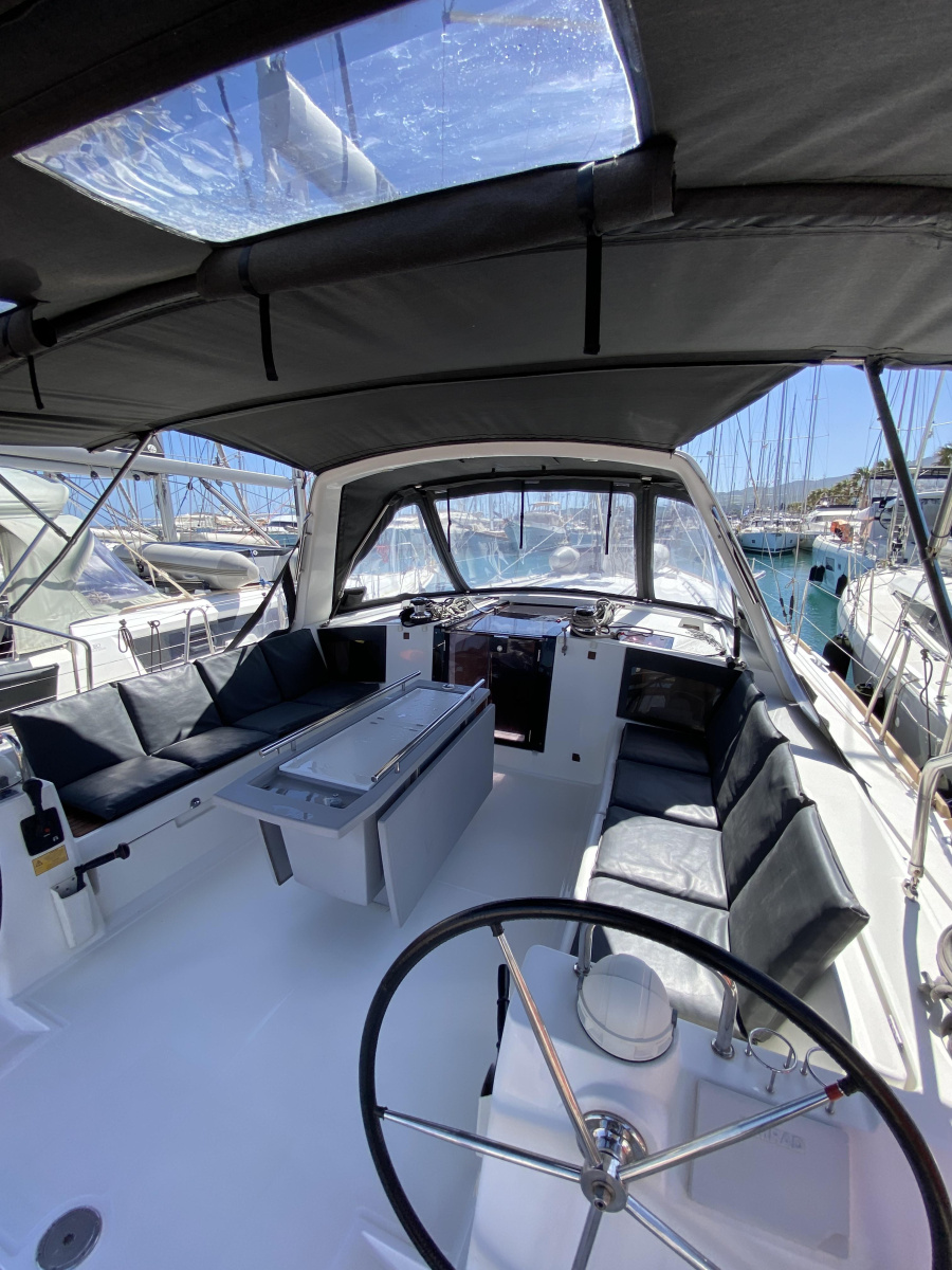 Oceanis 45/3 — photo 24