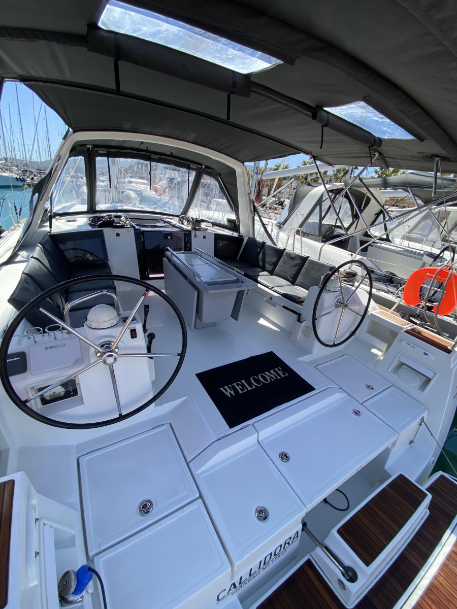 Oceanis 45/3 — photo 26