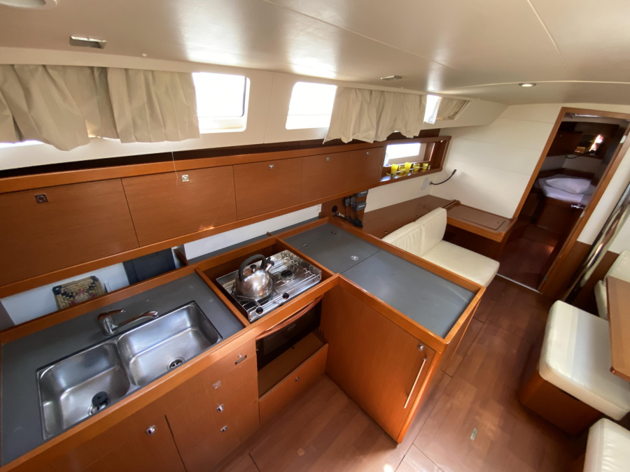 Oceanis 45/3 — photo 7