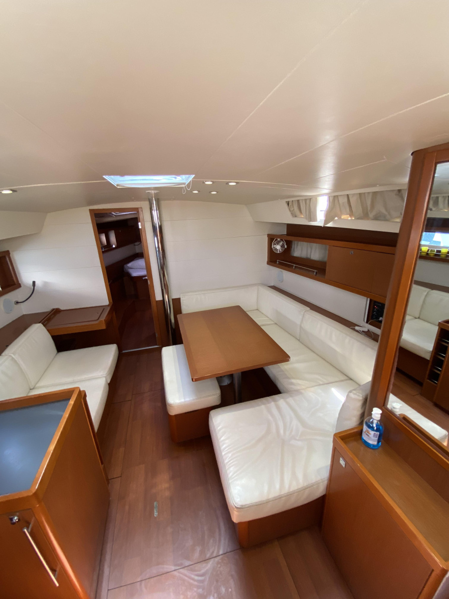 Oceanis 45/3 — photo 14