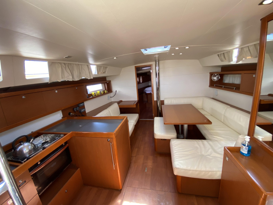 Oceanis 45/3 — photo 29