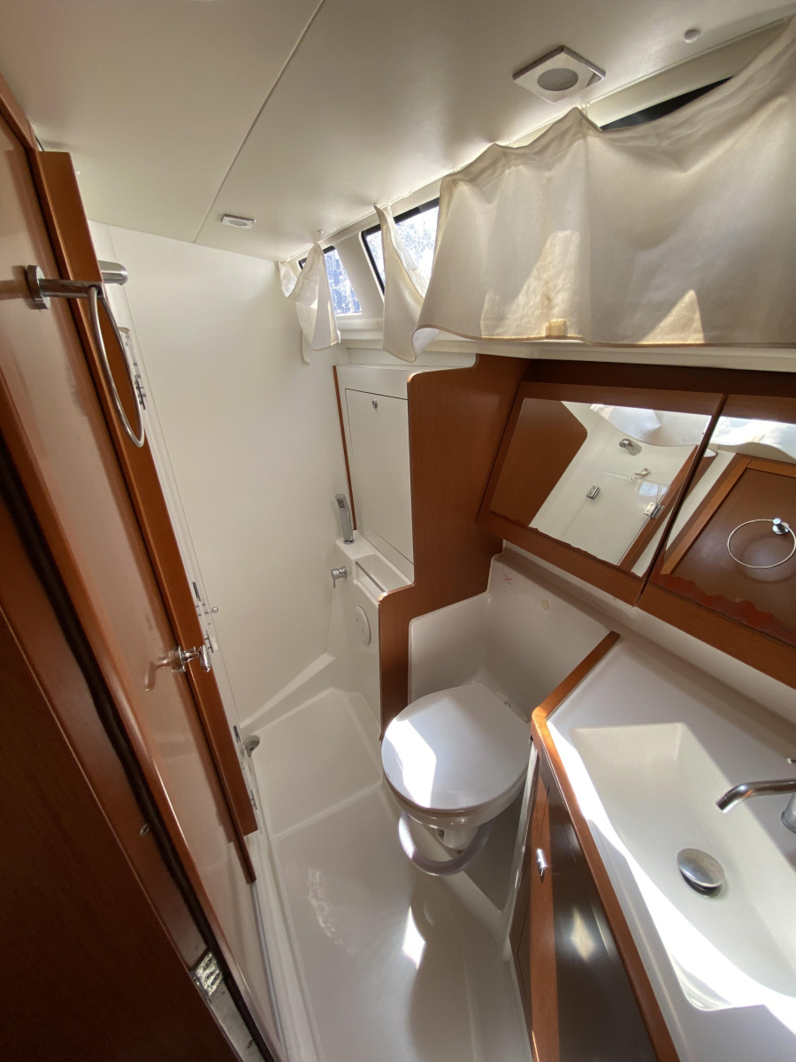 Oceanis 45/3 — photo 35