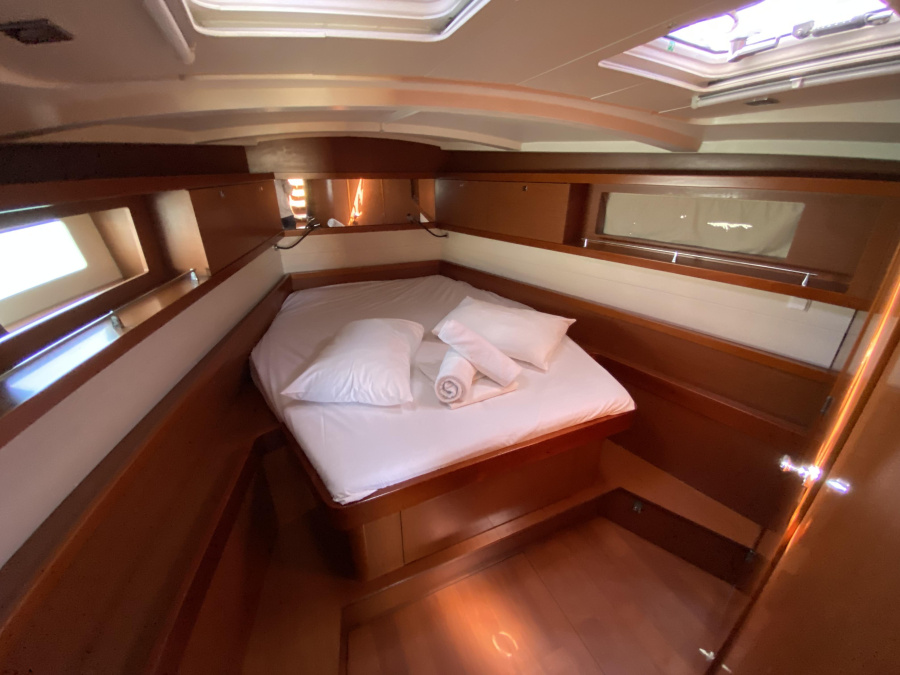 Oceanis 45/3 — photo 12
