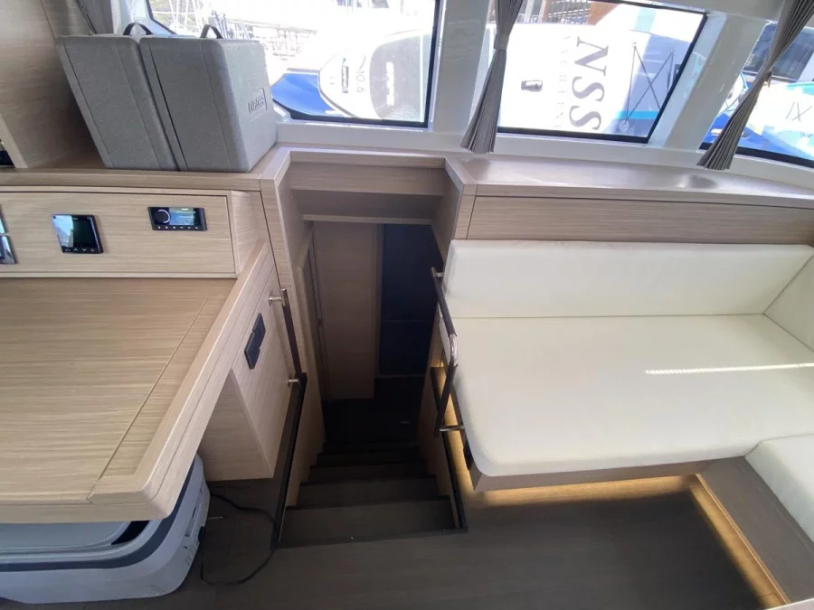 Lagoon 55 (5 cab) (The Moon (SXM))  - 16