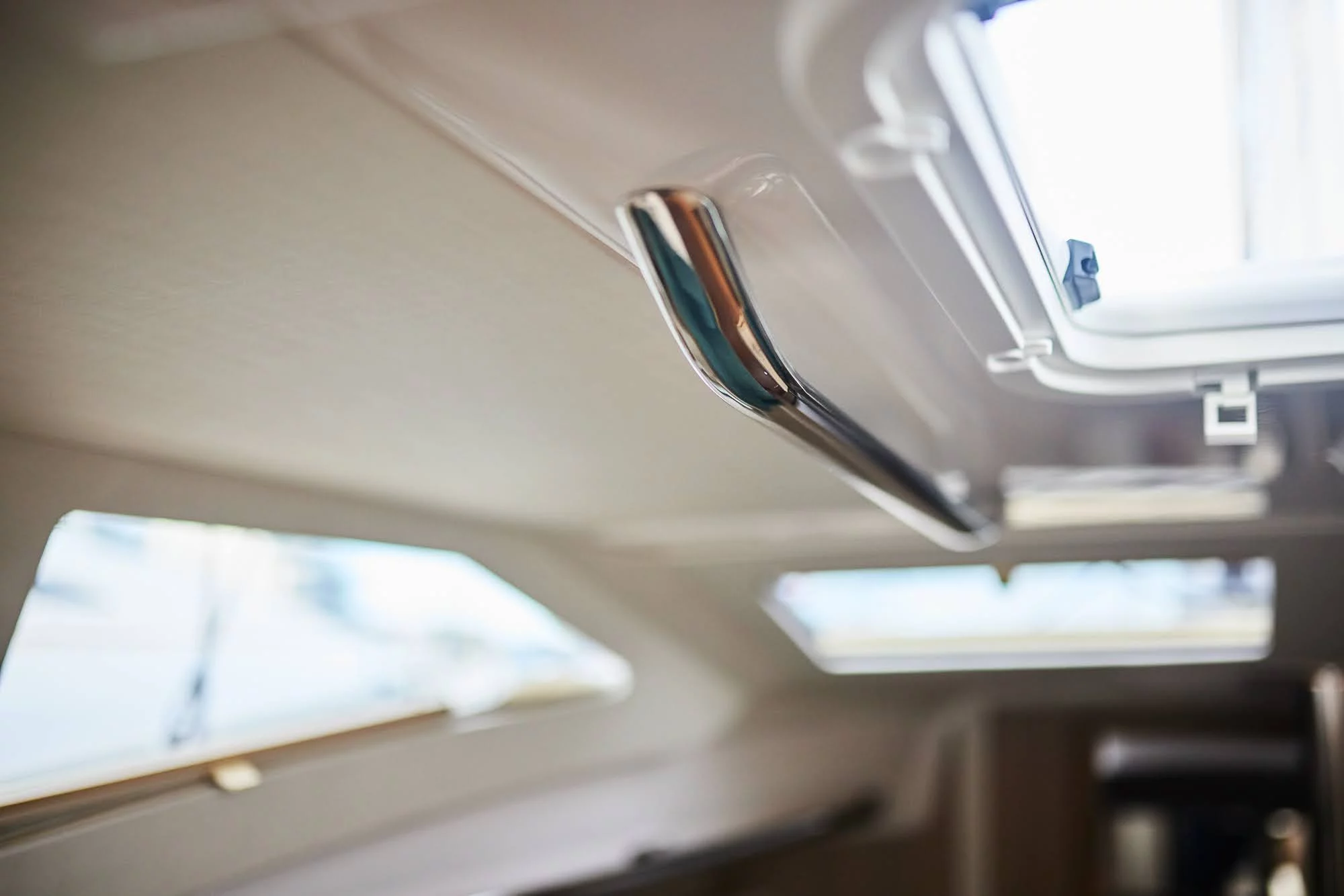 Maxus 35 (see with our base extra options availability as Air Conditioned) (Angelmiles 1)  - 74