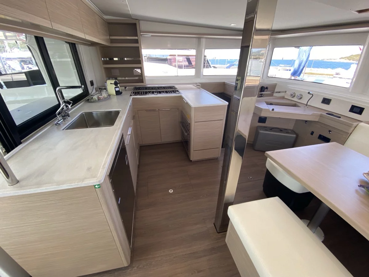 Lagoon 46 (Penelope)  - 1