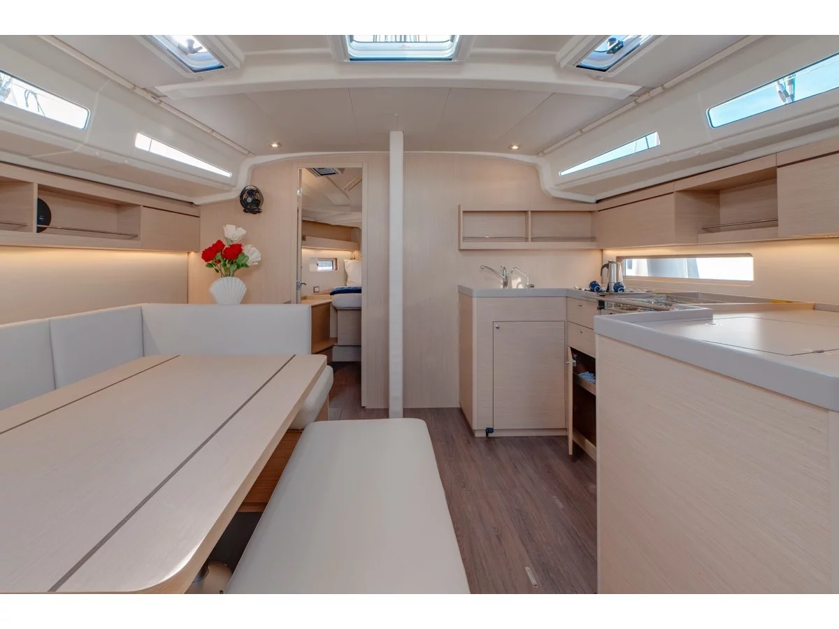 Oceanis 40.1 (3cab) (Maverick) Interior image - 41