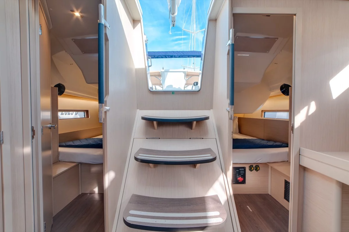 Oceanis 40.1 (3cab) (Maverick)  - 19