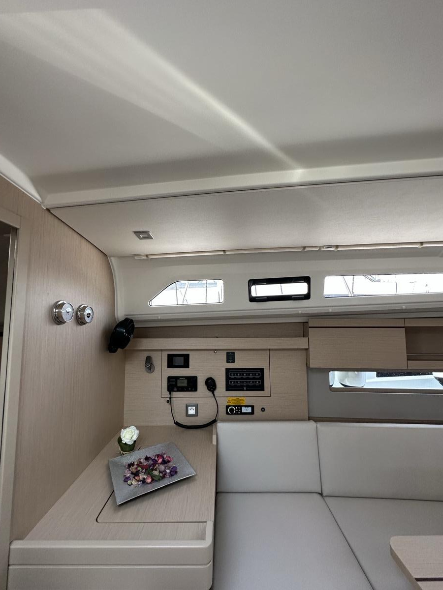 Oceanis 40.1 (3cab) — photo 29