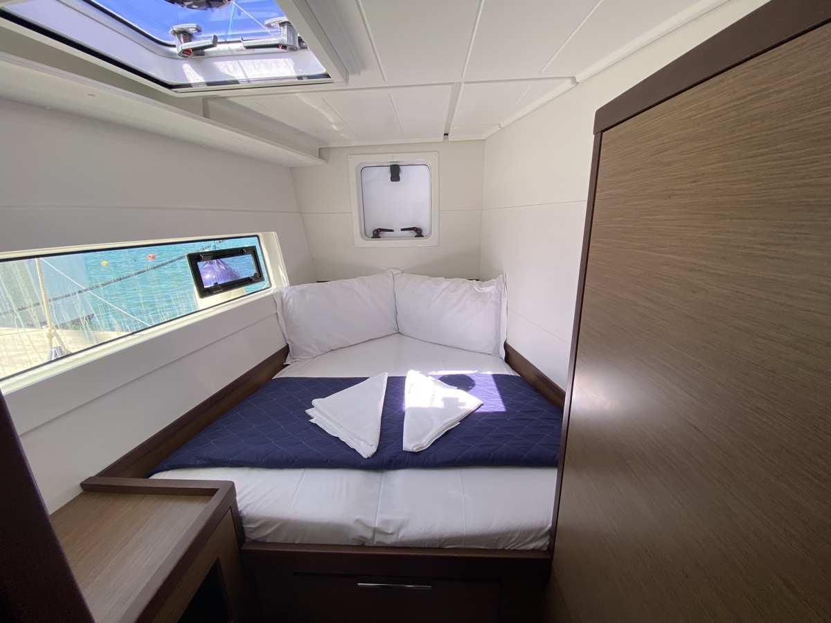 Photo #4 - Lagoon 40 (Aquila (WM, Inverter)) en Portisco - 11366