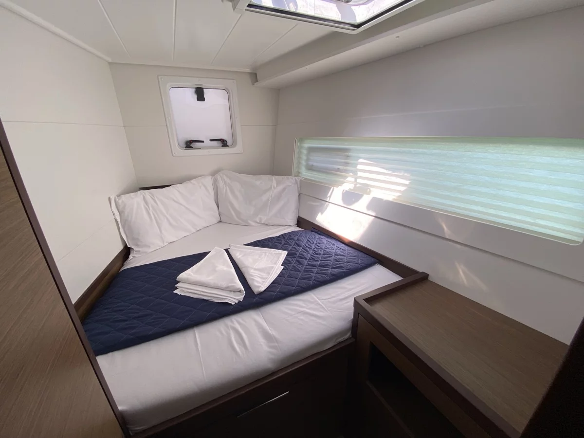 Lagoon 40 (Aquila (WM, Inverter))  - 16