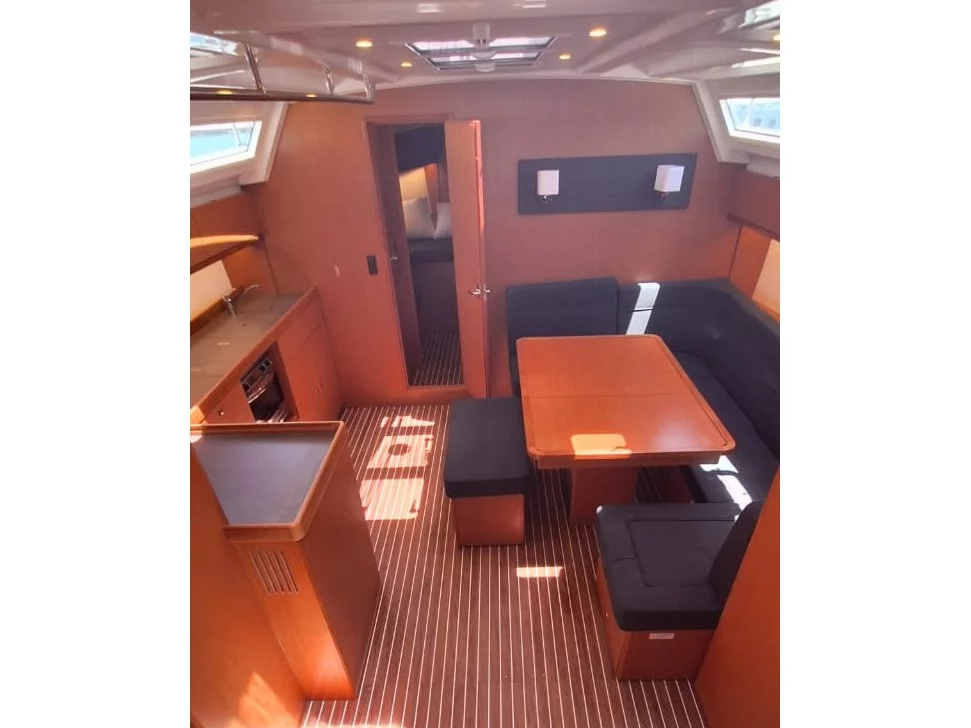 Bavaria Cruiser 46 (Polyfimos) Interior image - 6