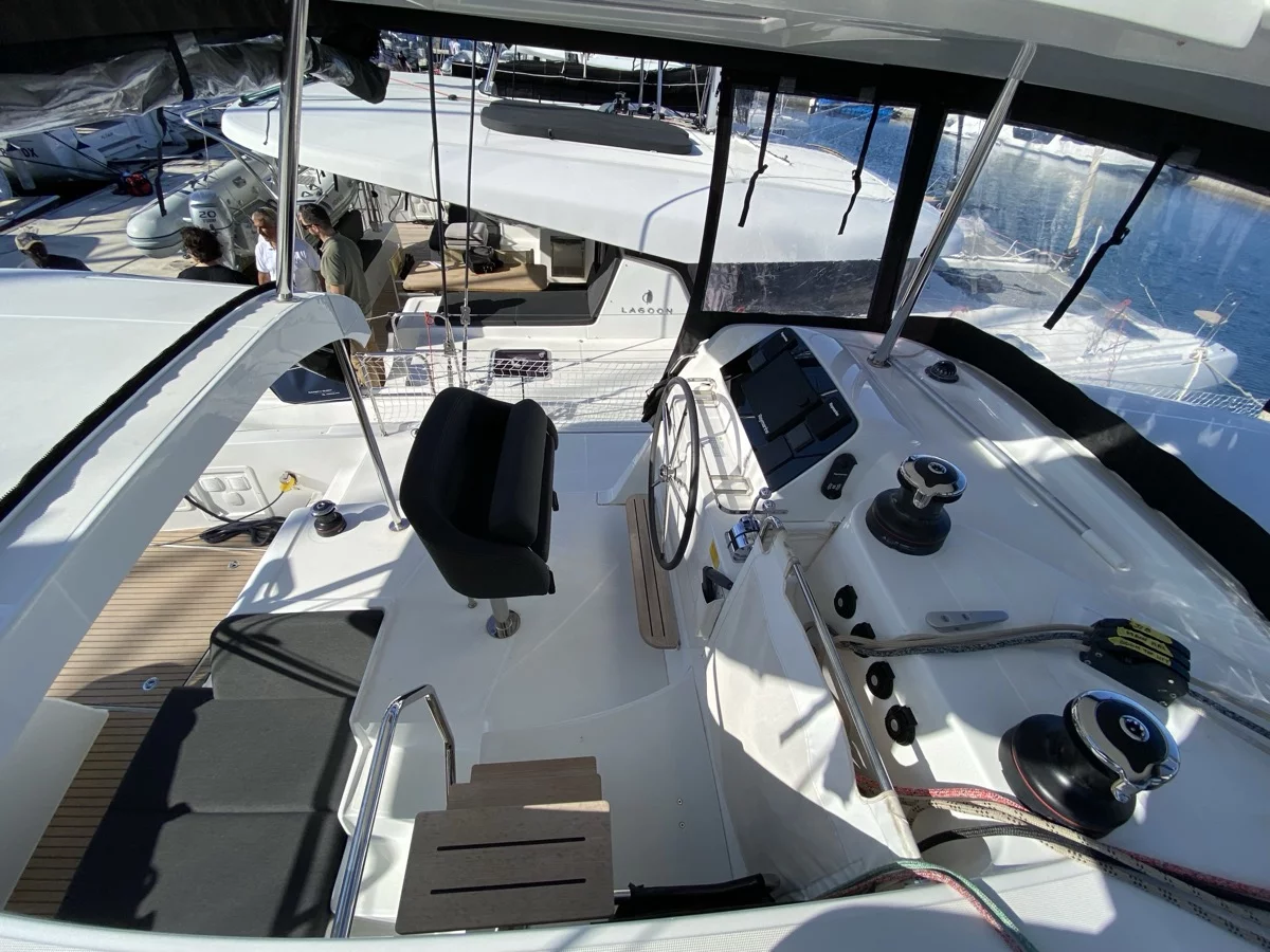 Lagoon 42 (Alkaid)  - 26