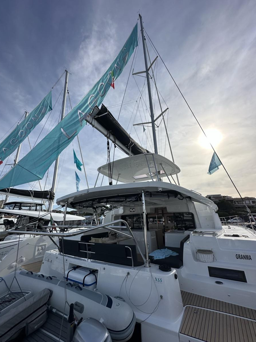 Lagoon 46 — photo 13