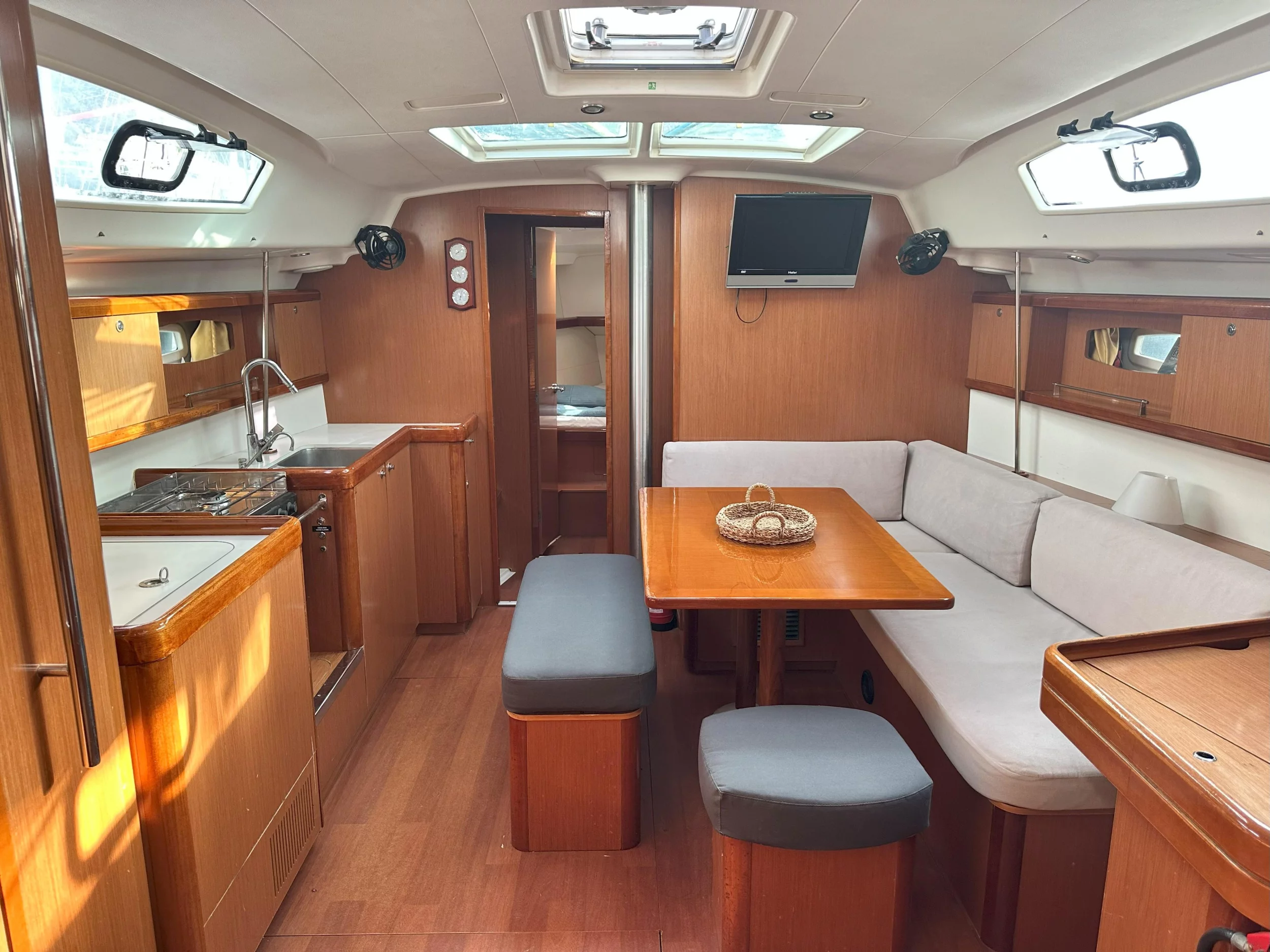 Oceanis 43 (Filadelfo) Interior image - 16