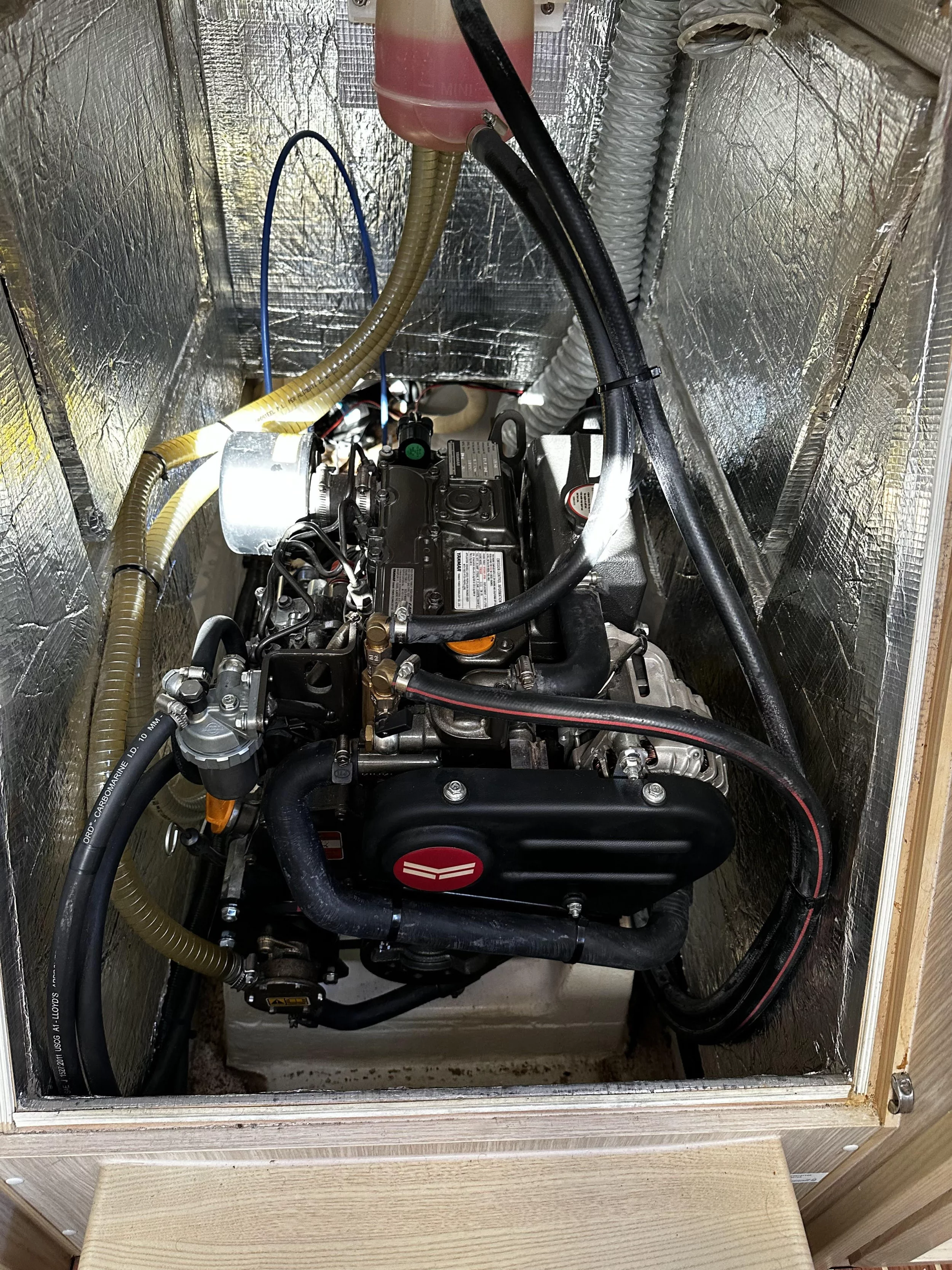 Maxus 35 (see with our base extra options availability as Air Conditioned) (Angelmiles 2)  - 3