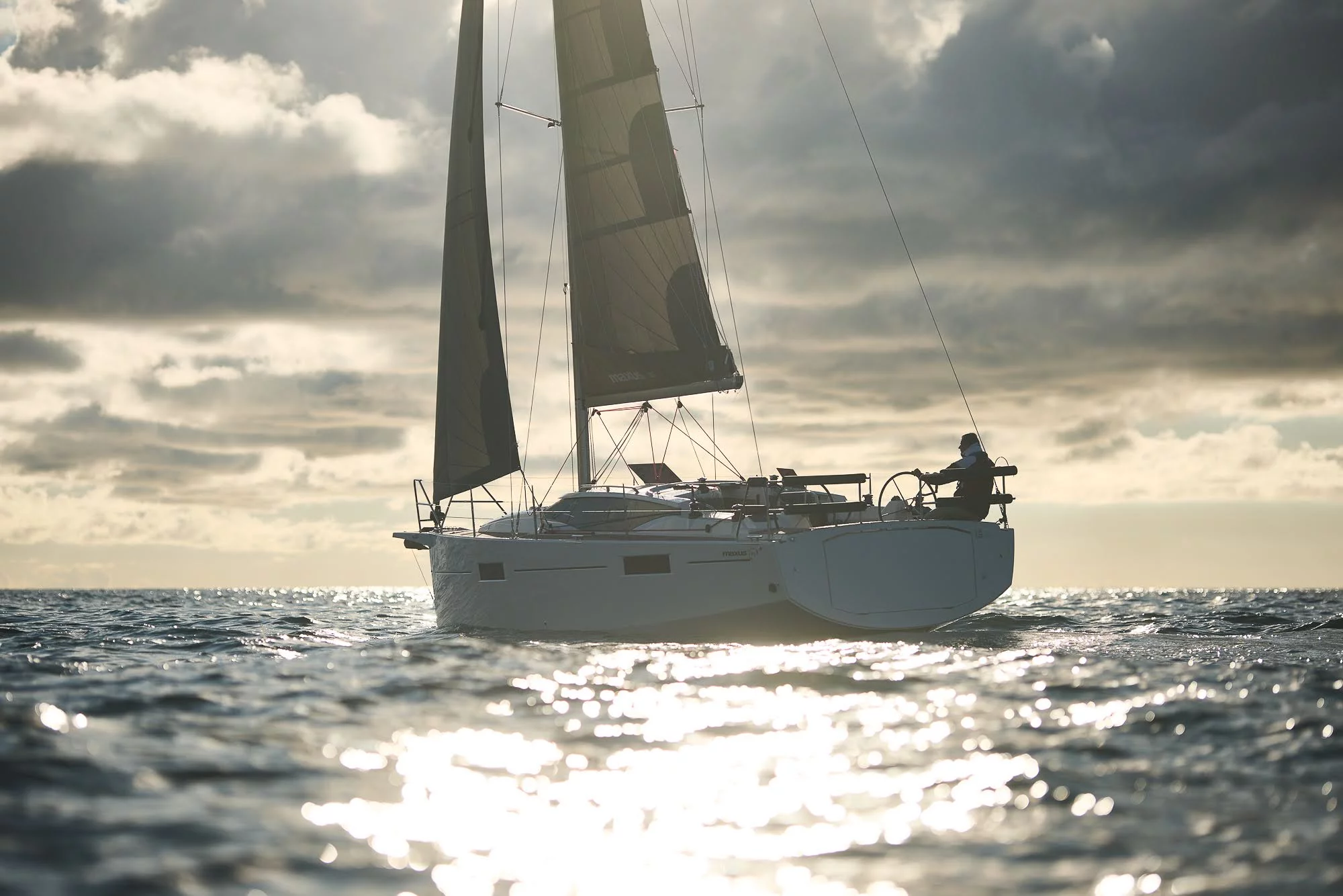 Maxus 35 (see with our base extra options availability as Air Conditioned) (Angelmiles 2)  - 130