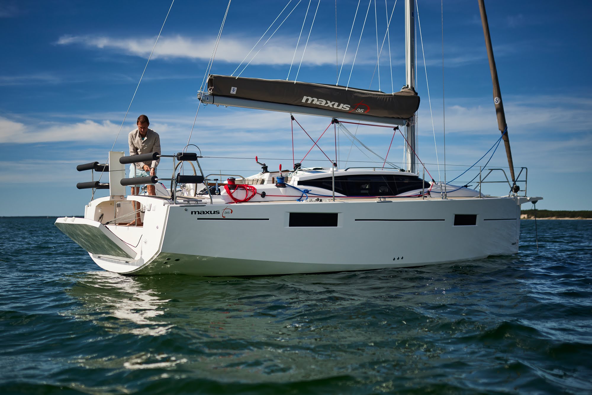 Photo #154 - Maxus 35 (see with our base extra options availability as Air Conditioned) (Angelmiles 2) in Valencia - 21116