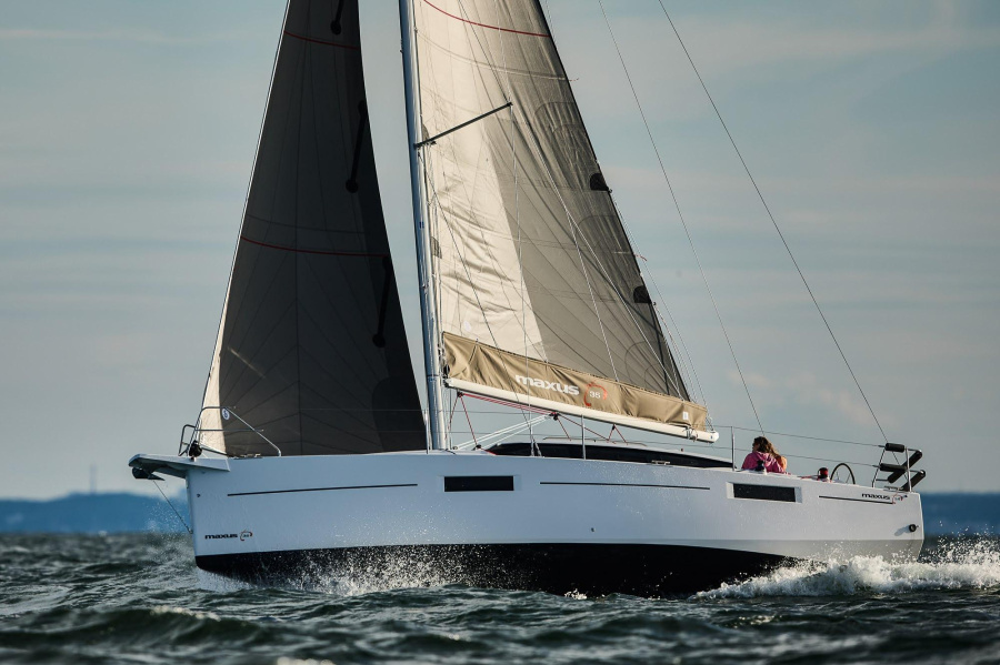 Maxus 35 (see with our base extra options availability as Air Conditioned) — photo 210