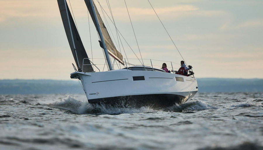Maxus 35 (see with our base extra options availability as Air Conditioned) — photo 212