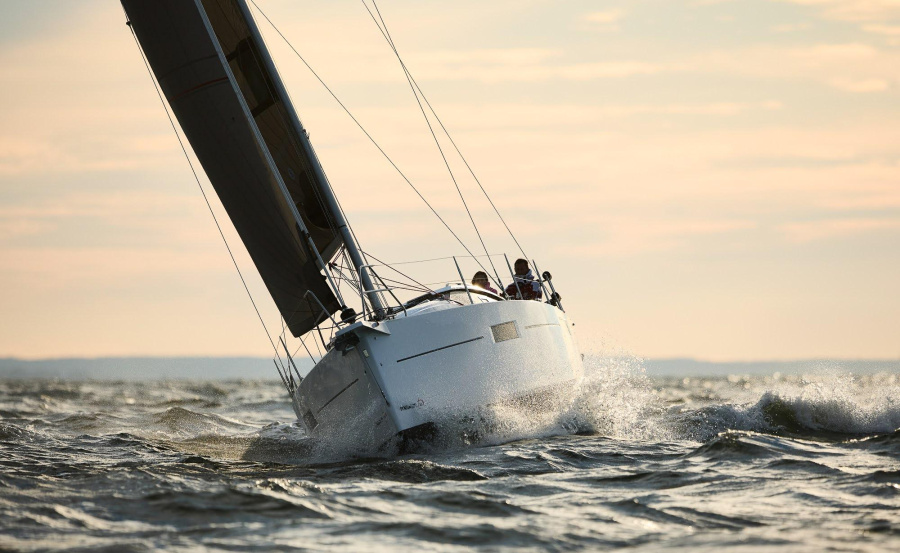 Maxus 35 (see with our base extra options availability as Air Conditioned) — photo 187