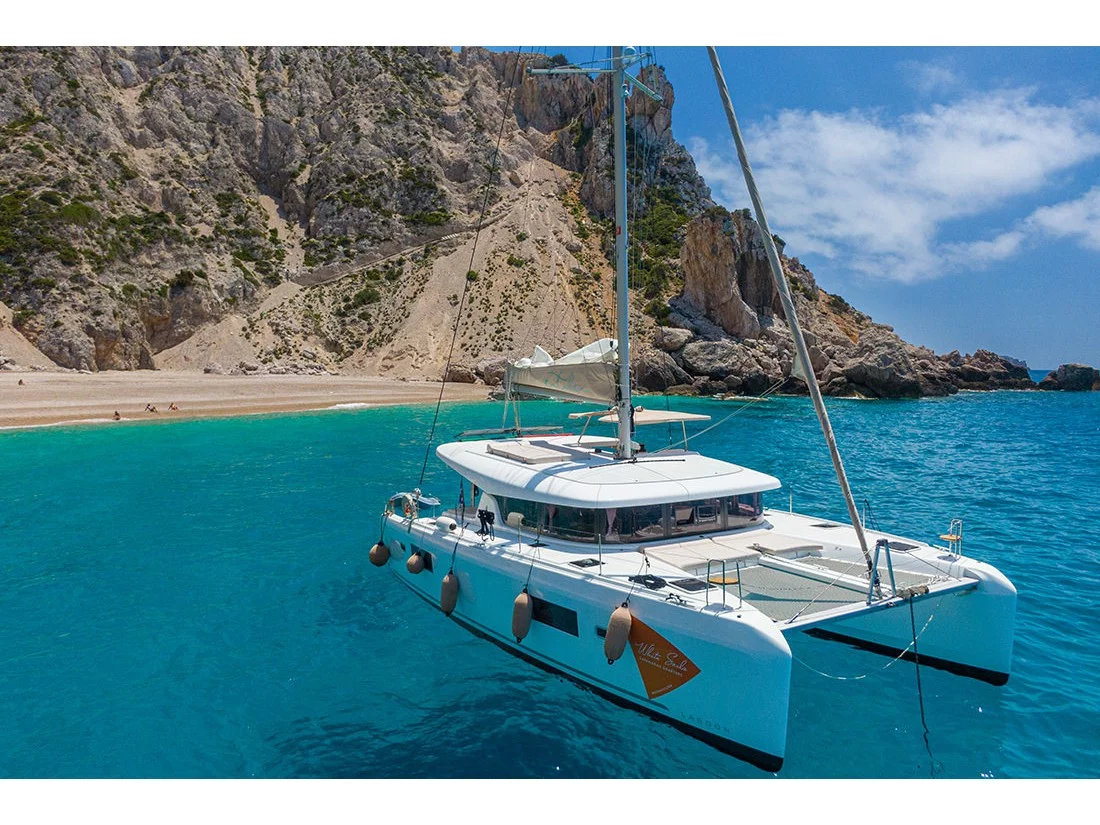 Lagoon 42 (Catalina | watermaker) Main image - 0
