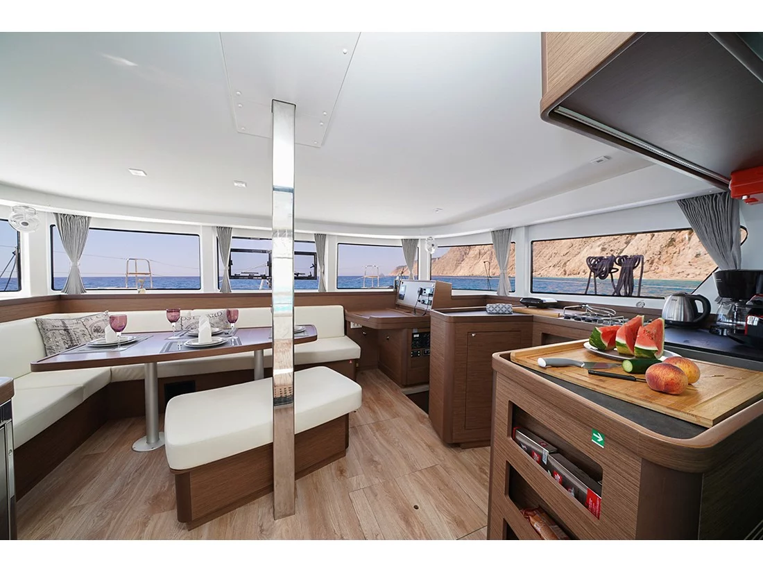 Lagoon 42 (Catalina | watermaker) Interior image - 8