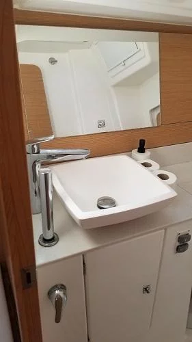 Dufour 360 2 Cabin (Ares)  - 6