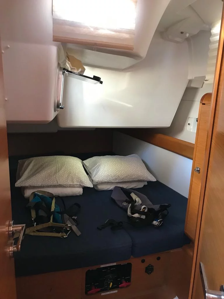 Sun Odyssey 519 (Alboran Bourbon (Majorca))  - 12