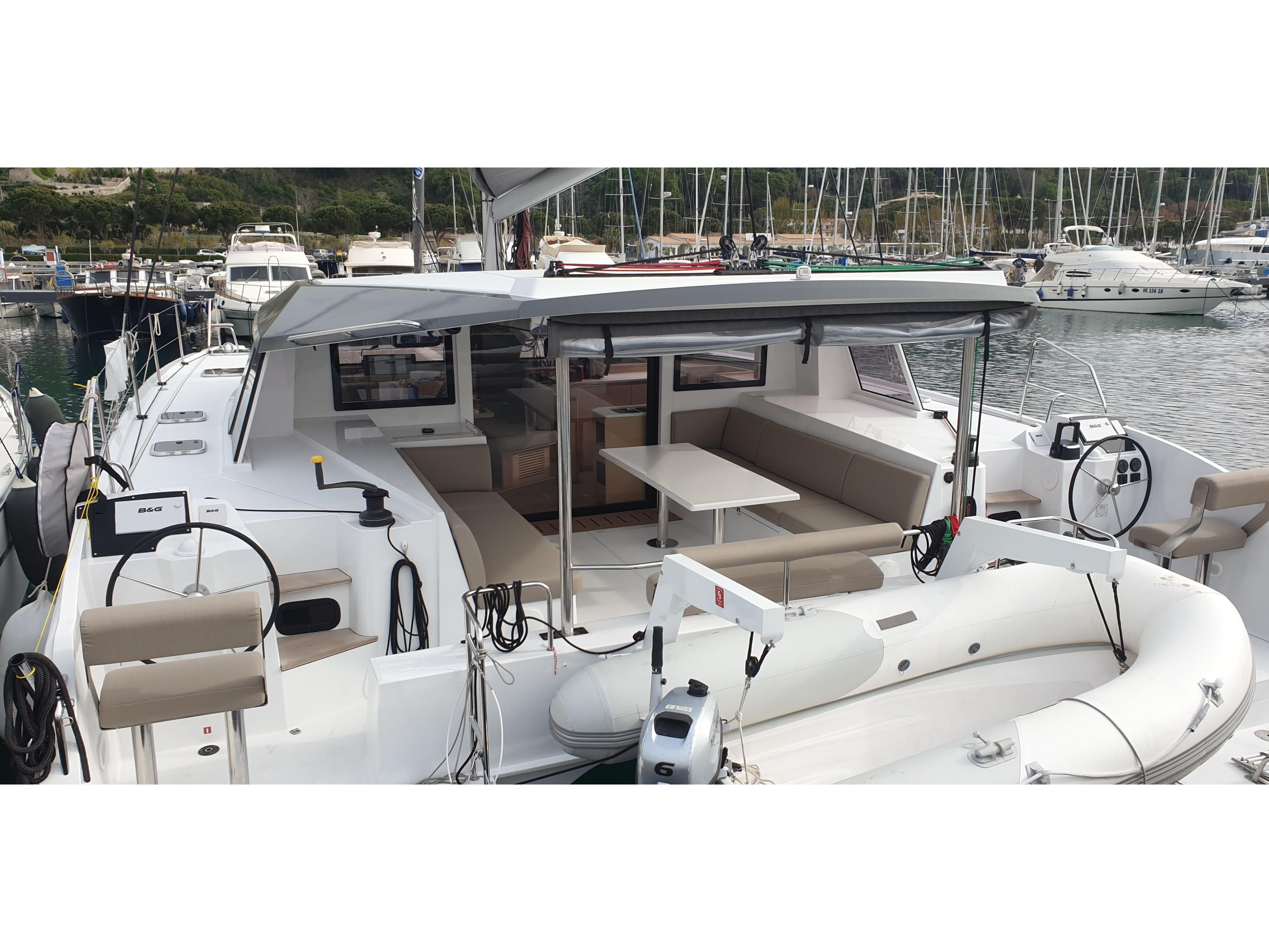 Photo #1 - Nautitech 40 Open (Lullaby) en Tropea - 16815