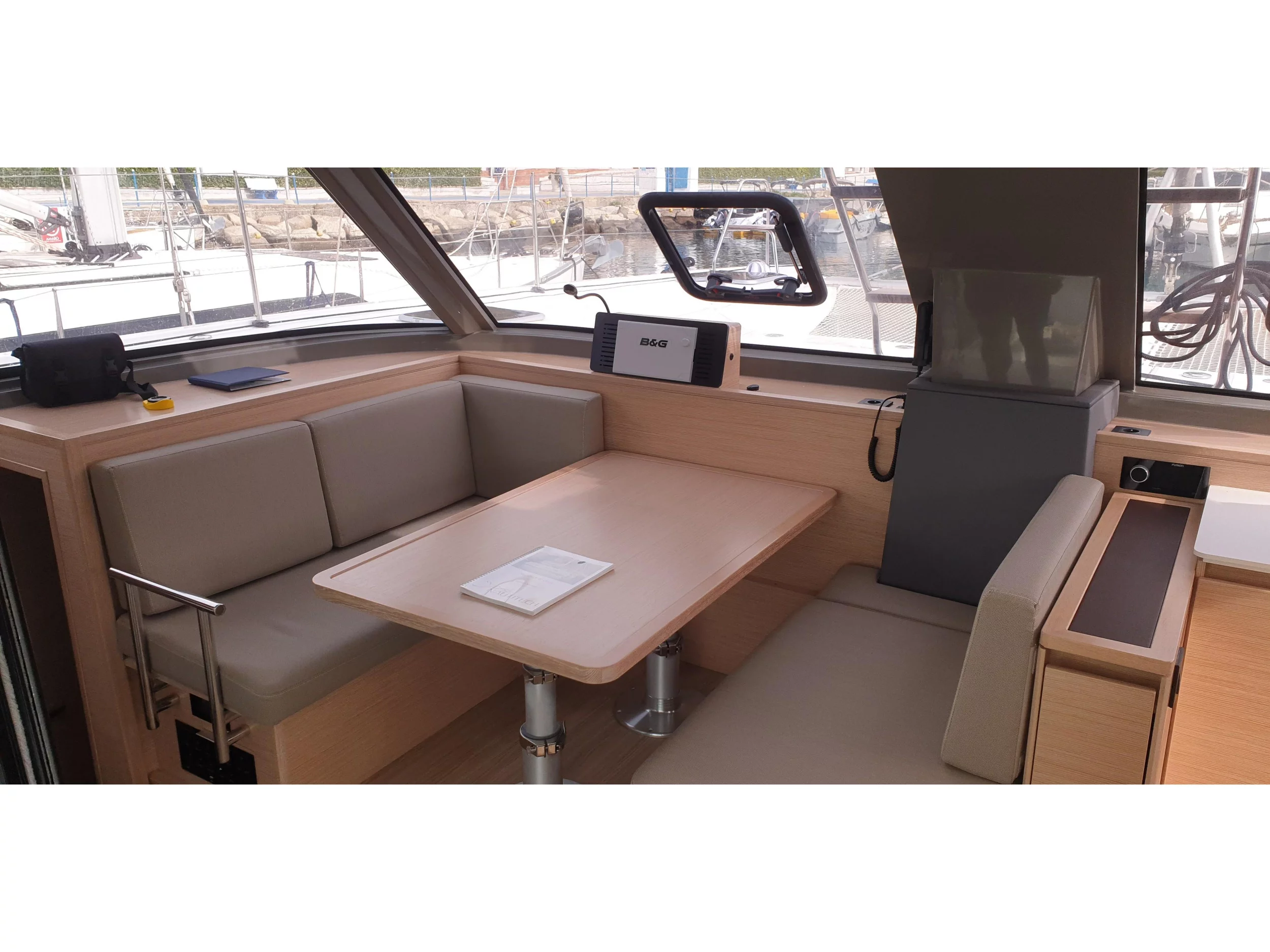 Nautitech 40 Open (Lullaby) Interior image - 14