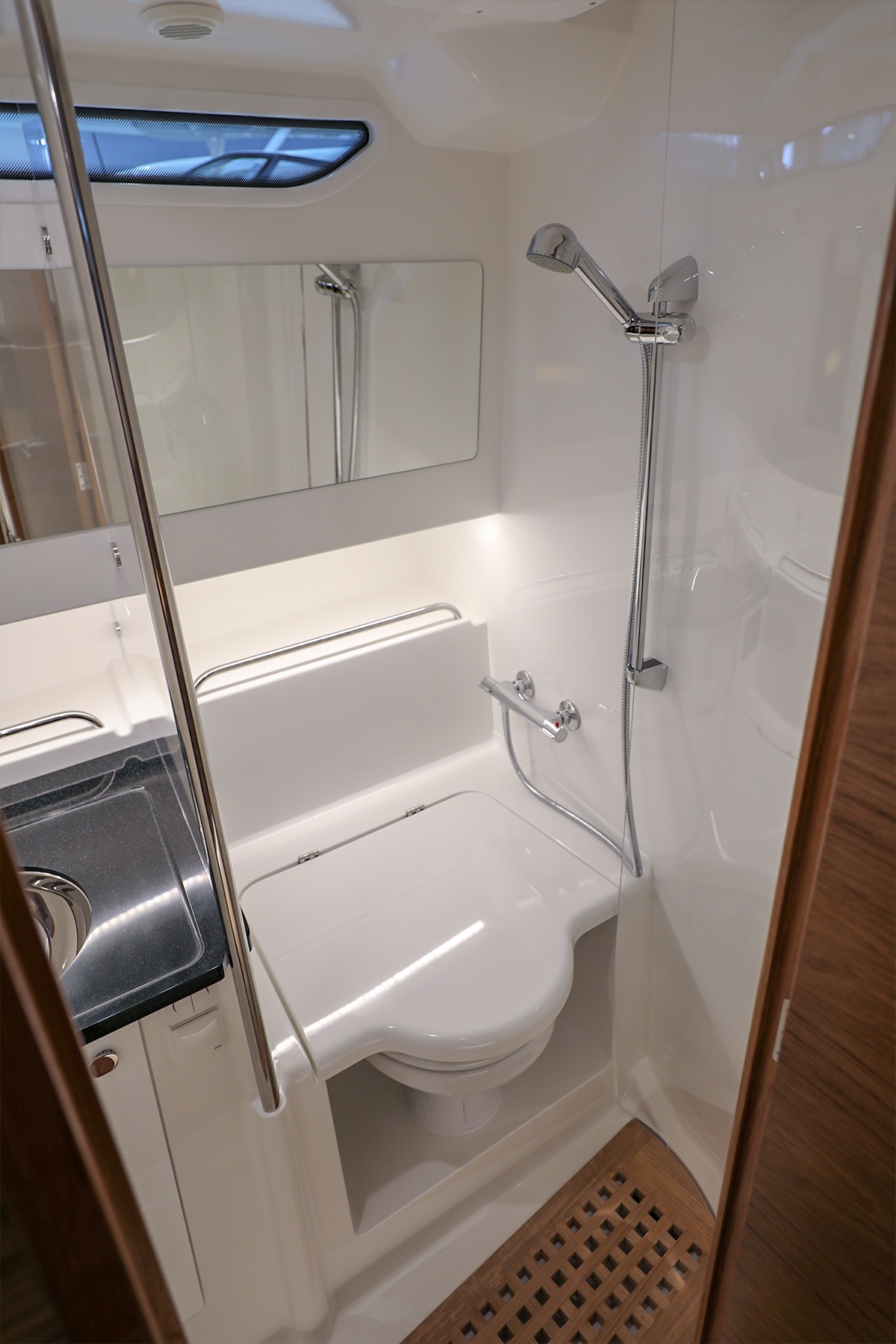 Nimbus Tender T11 — photo 112