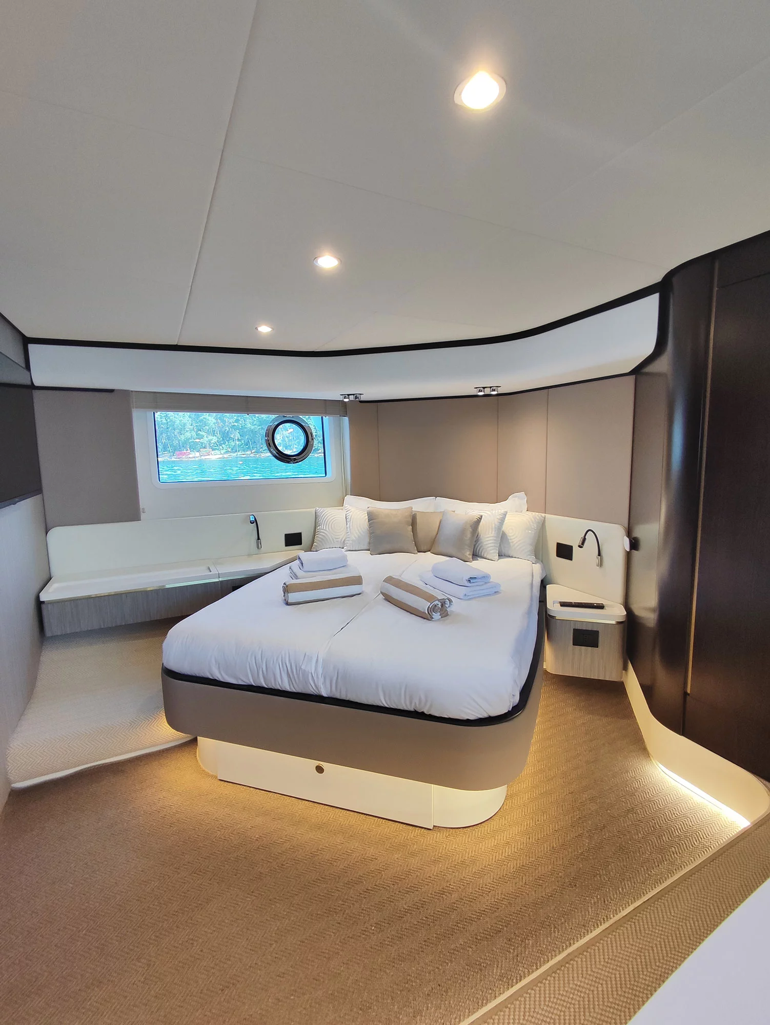 Azimut 55 Fly (BE HAPPY)  - 18