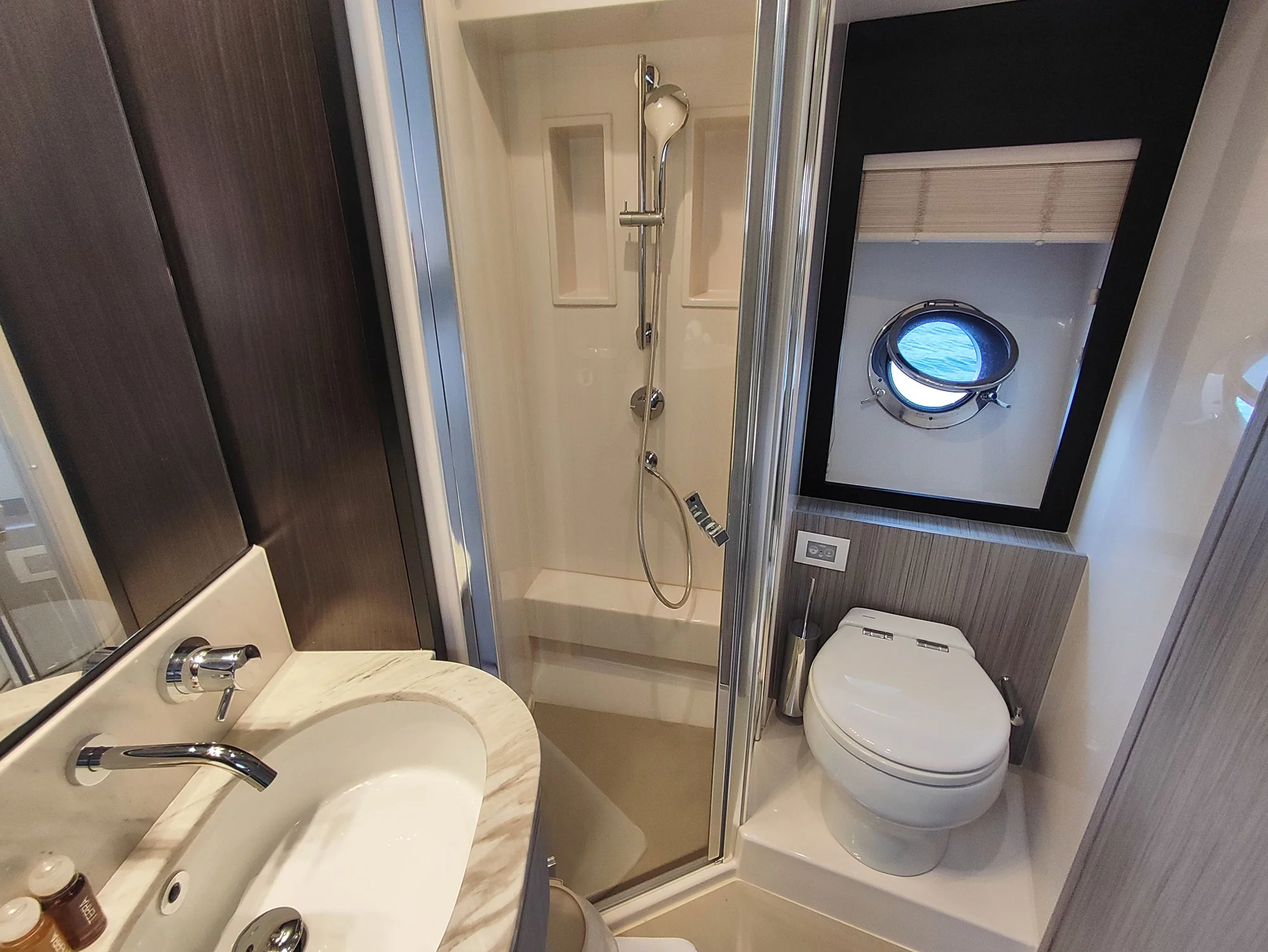 Azimut 55 Fly (BE HAPPY)  - 2