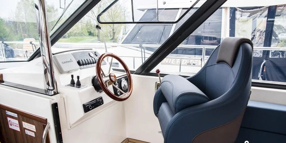 Nautika 1300 LUX (Nautika 1300 LUX)  - 24
