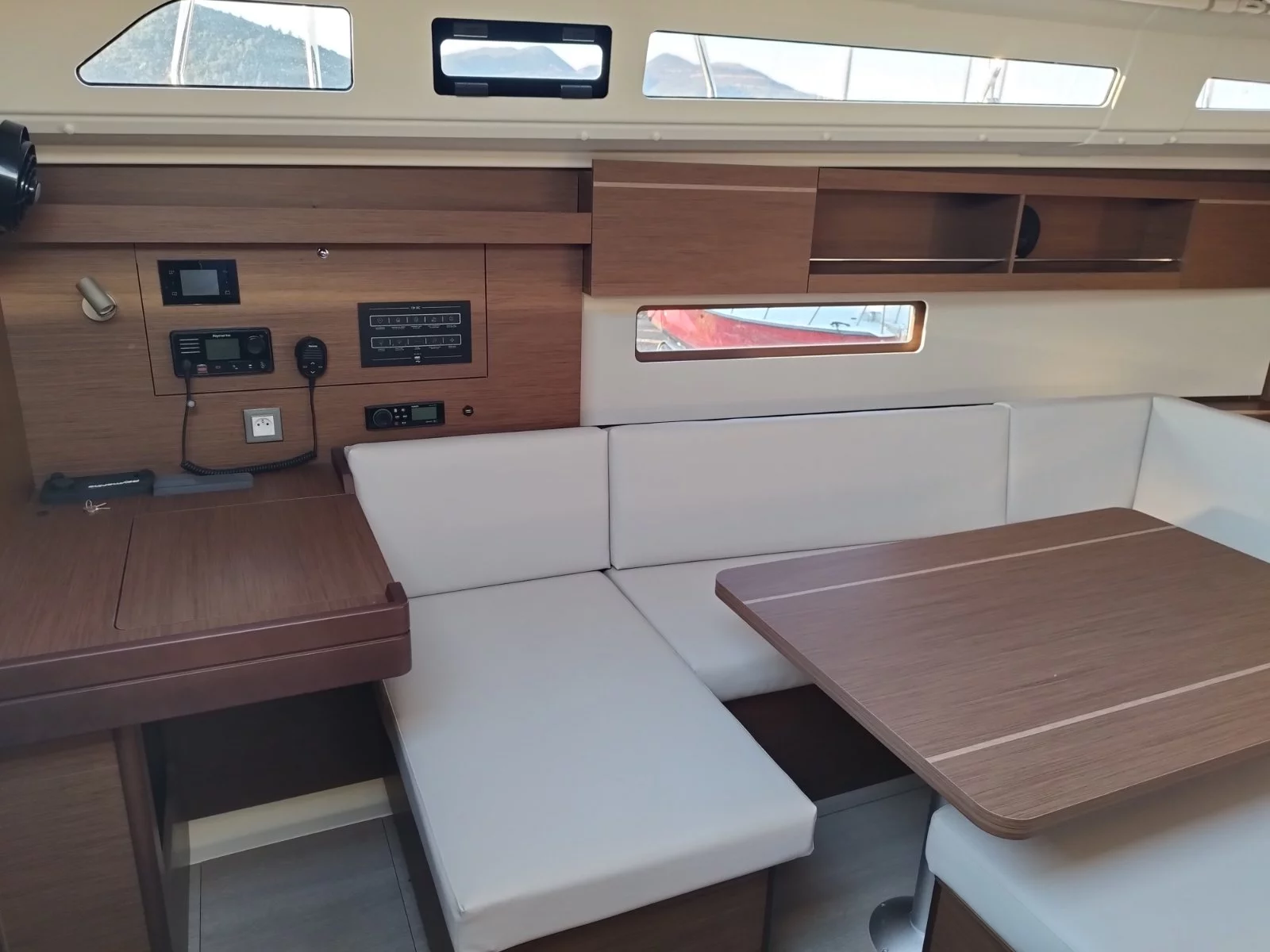 Oceanis 40.1 (My Way)  - 16