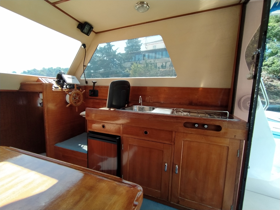 Photo #3 - Adria 28 Luxus (Ana) in Dugi Otok - 25562