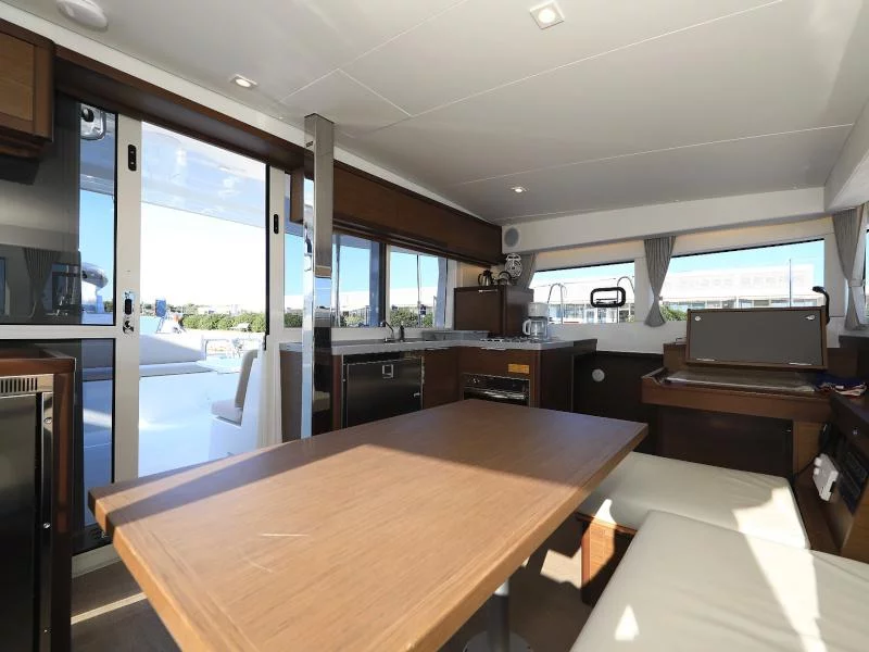 Lagoon 40 (GIMME KISS) Interior image - 9