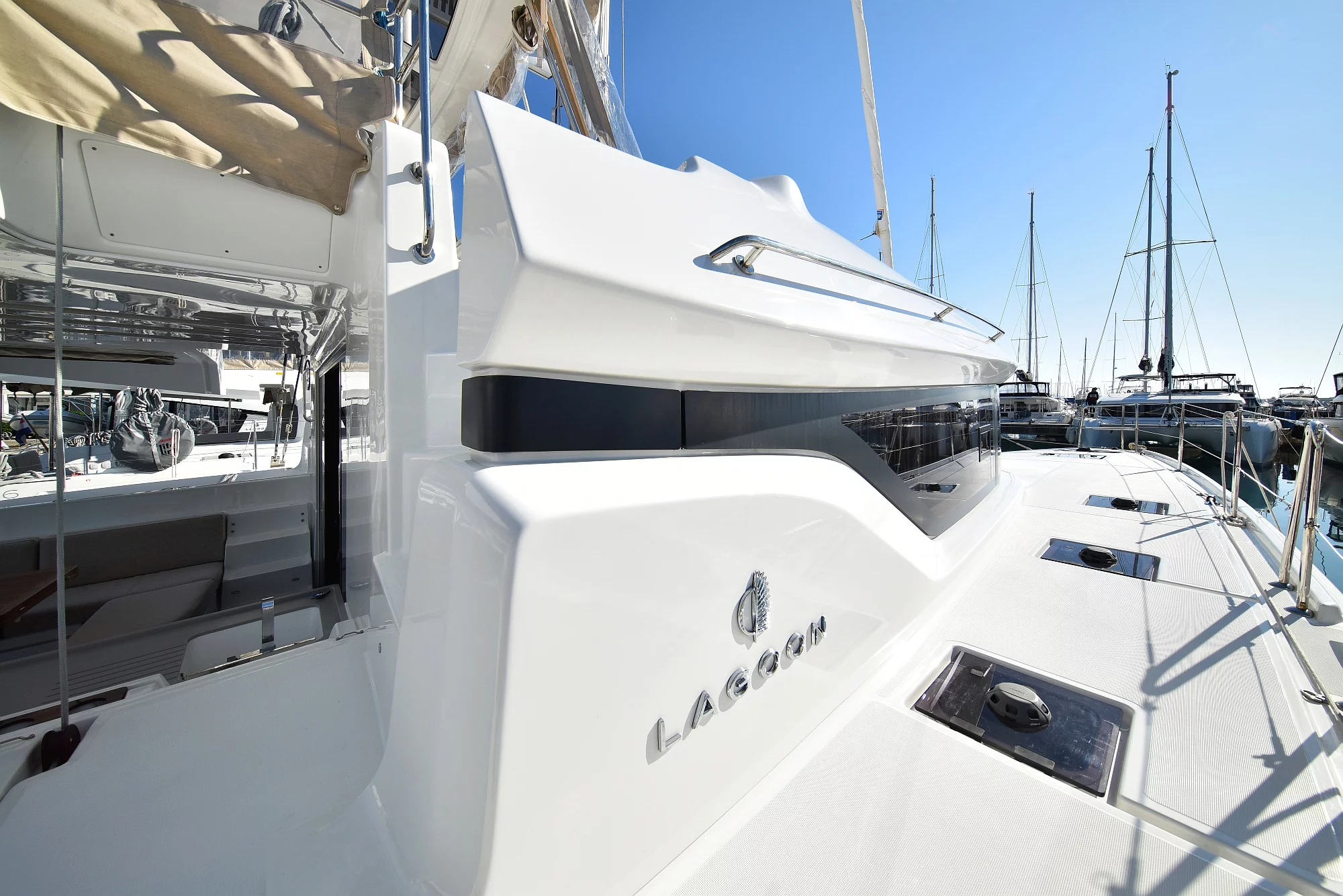 Lagoon 50 (SHADOW)  - 42