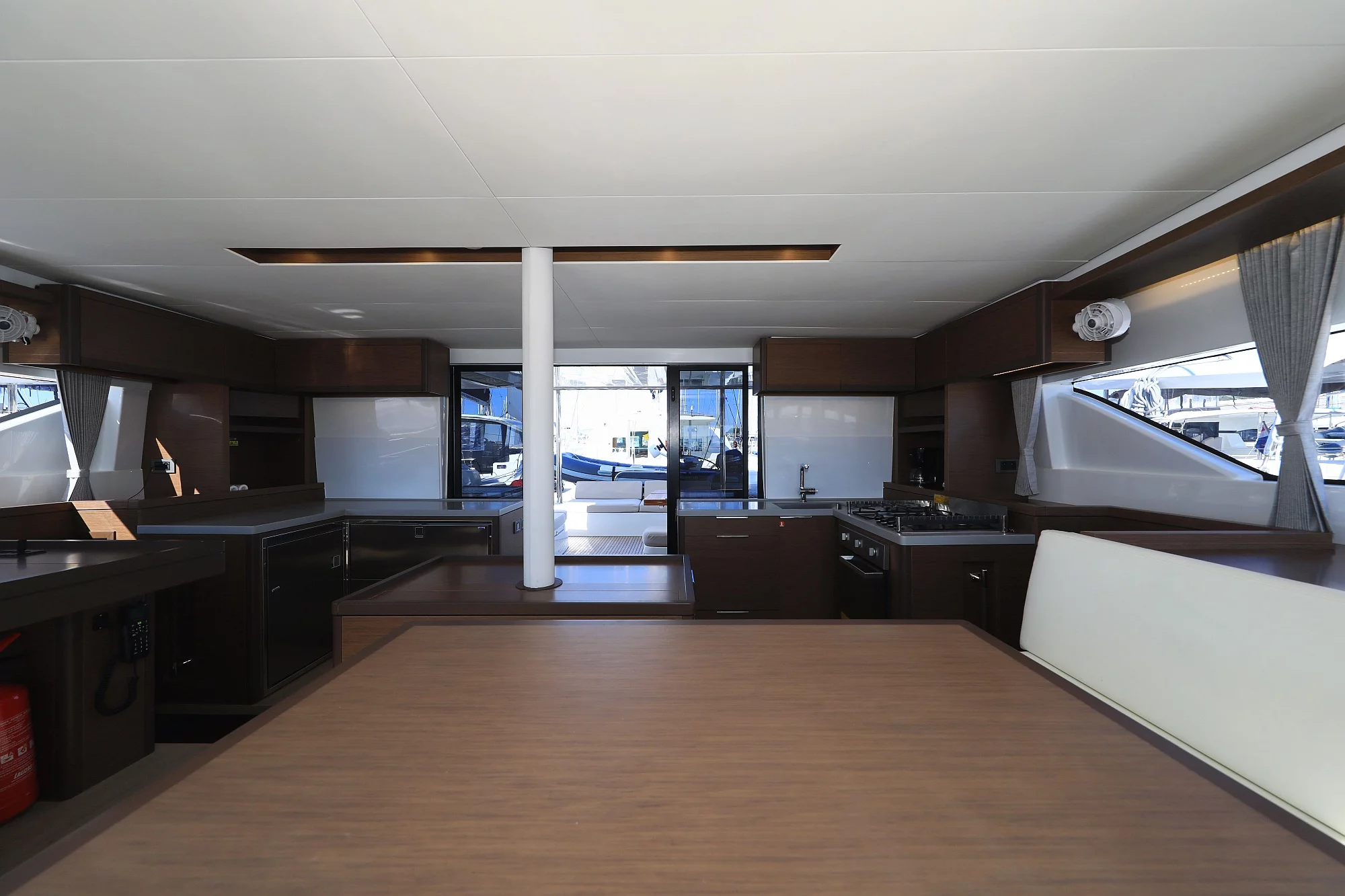 Lagoon 50 (SHADOW)  - 20
