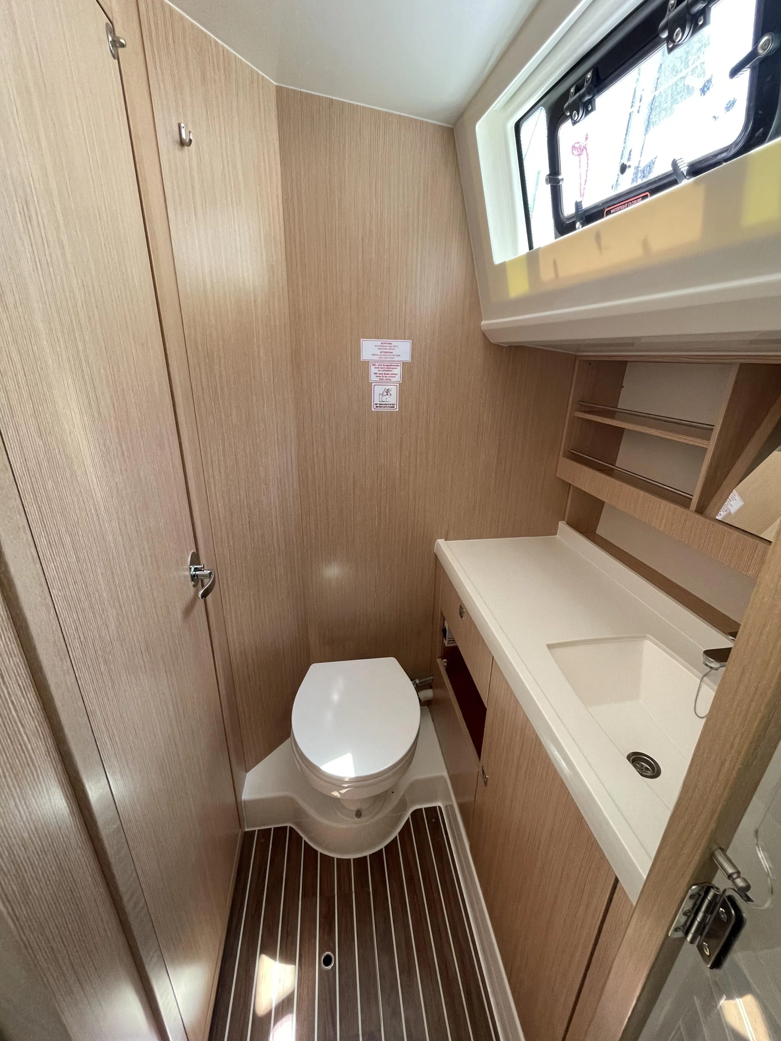 Bavaria Vision 42 Owner Version (Adonis)  - 3