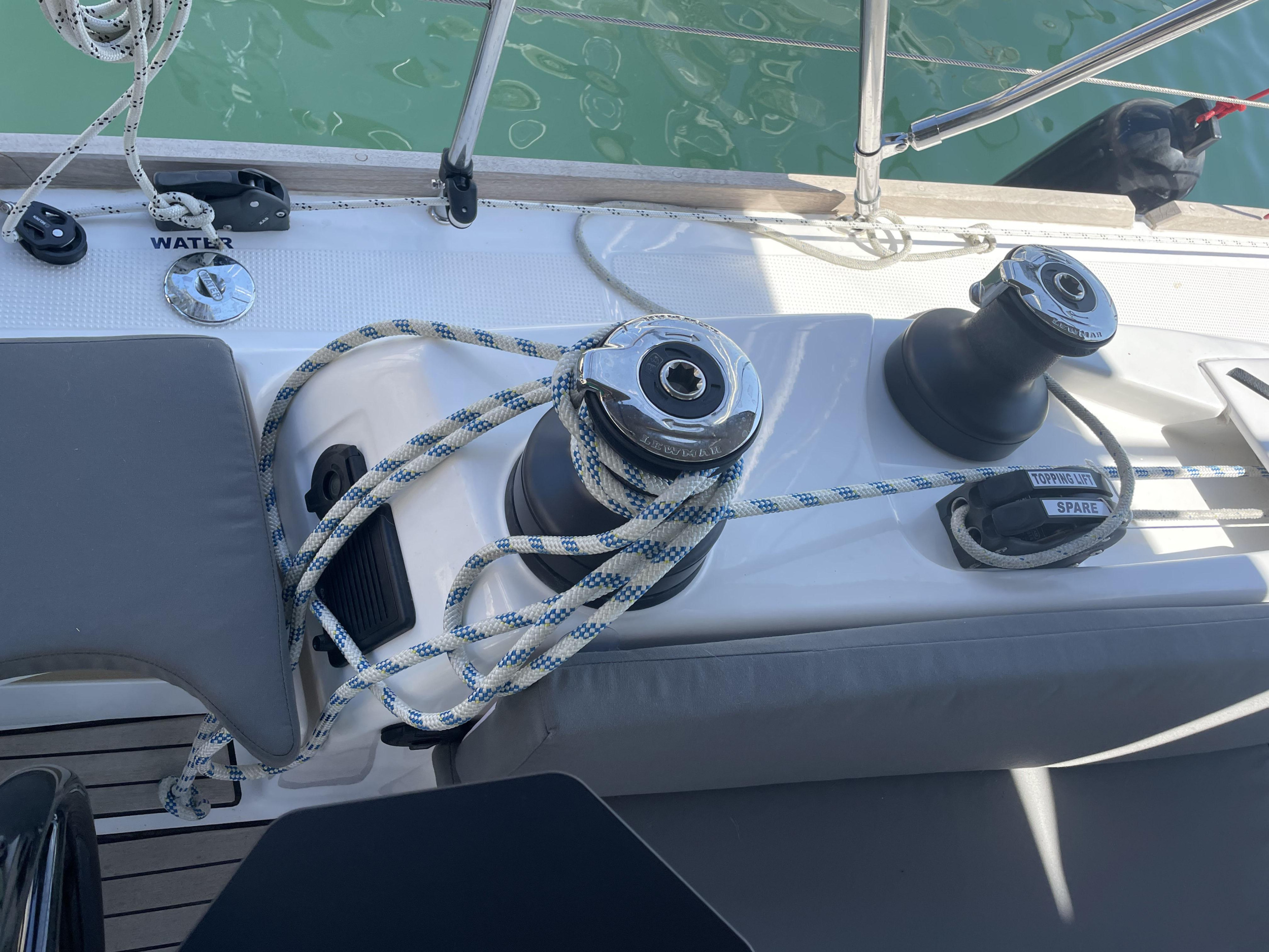 Photo #10 - Bavaria Vision 42 Owner Version (Adonis) en Preveza - 15795