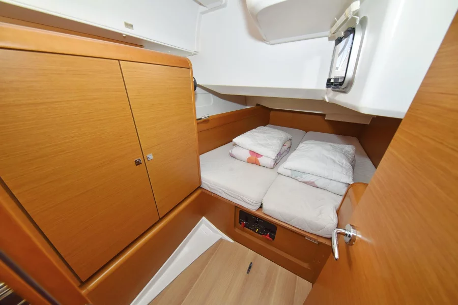 Sun Odyssey 449 (Canne Bleue)  - 63
