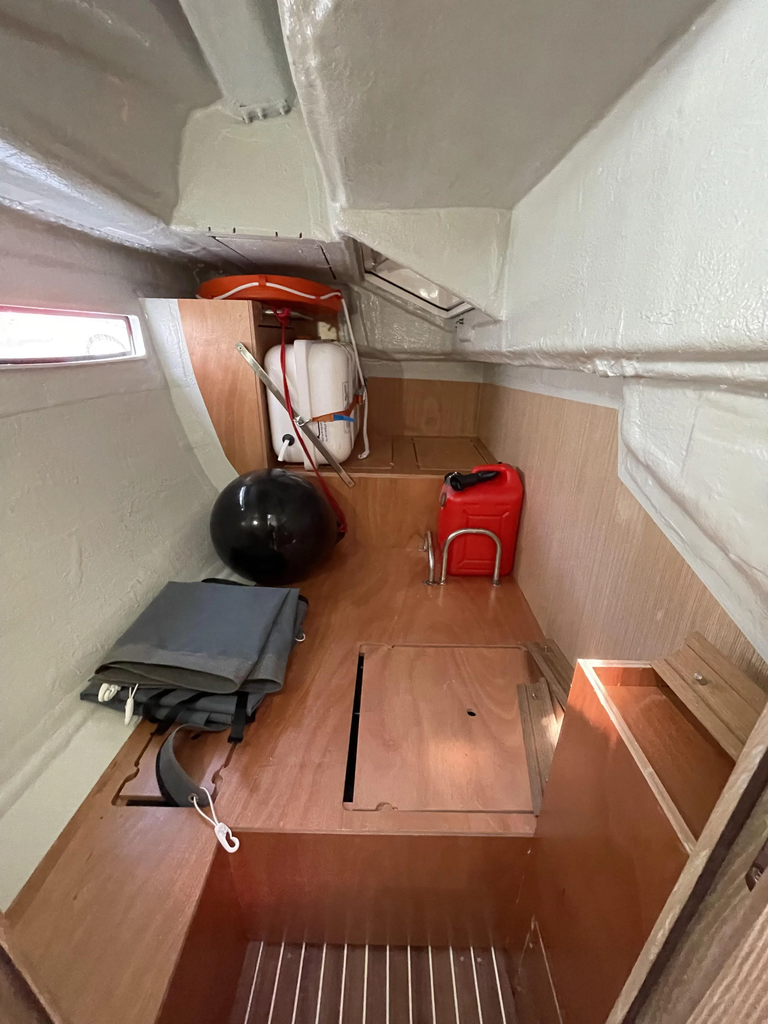 Bavaria Vision 42 Owner Version (Adonis)  - 16